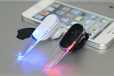 Q301立體聲CSR4.0藍(lán)牙耳機(jī) 性能、價(jià)格與供應(yīng)商解析